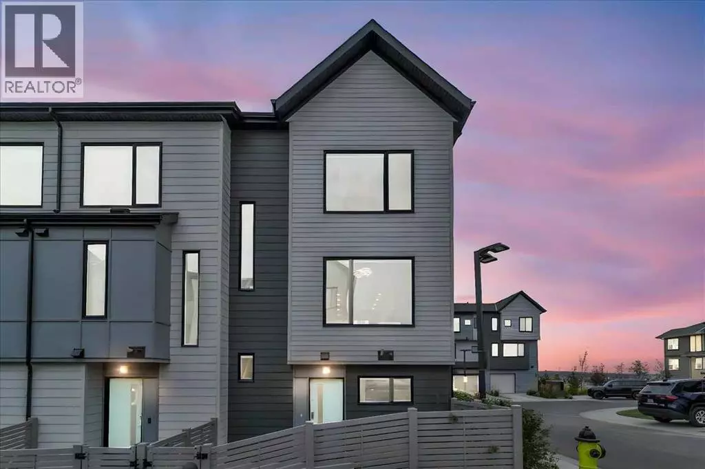 Calgary, AB T3P1S2,203 Evanscrest Square NW