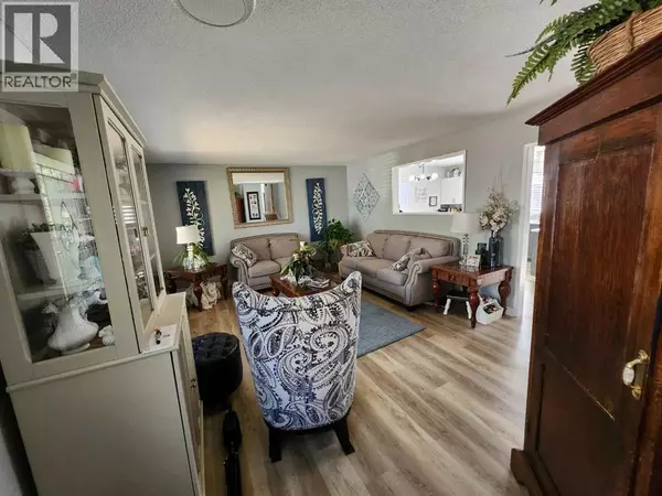 Calgary, AB T2H1R6,8555 Addison Place SE