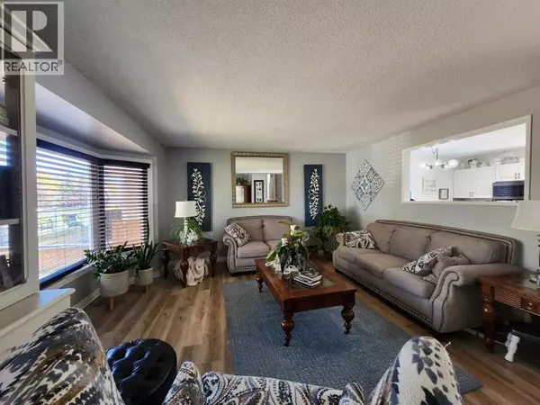 Calgary, AB T2H1R6,8555 Addison Place SE