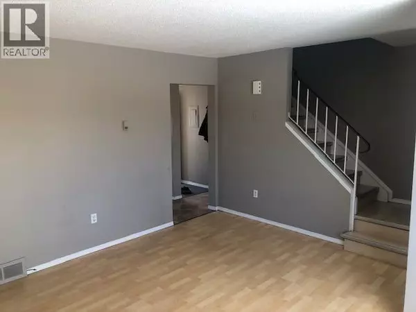 Hinton, AB T7V1Z7,21, 441 Switzer Drive