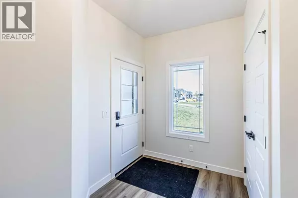 Calgary, AB T3P2K1,34 Amblefield Heights NW