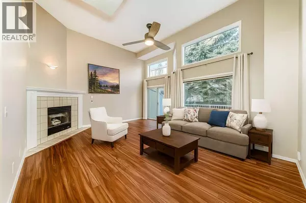 Calgary, AB T2V0S2,17 Kingsland Court SW