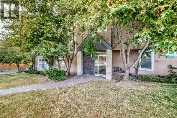 Calgary, AB T2T1G5,206, 1505 27 Avenue SW