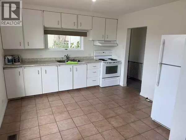 Peace River, AB T8S1K3,10703 103 Street