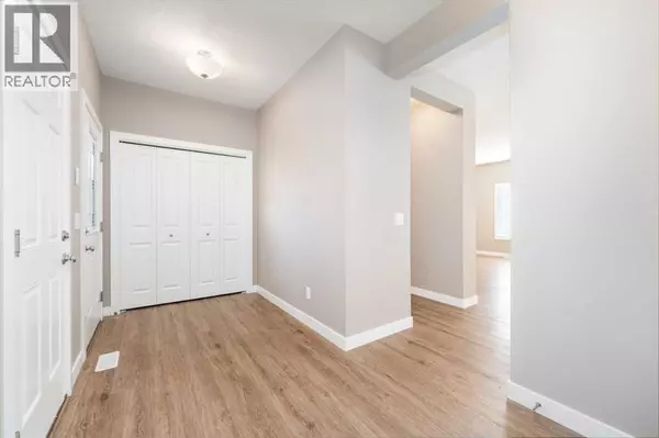 Chestermere, AB T1X0Y7,243 Kinniburgh Road