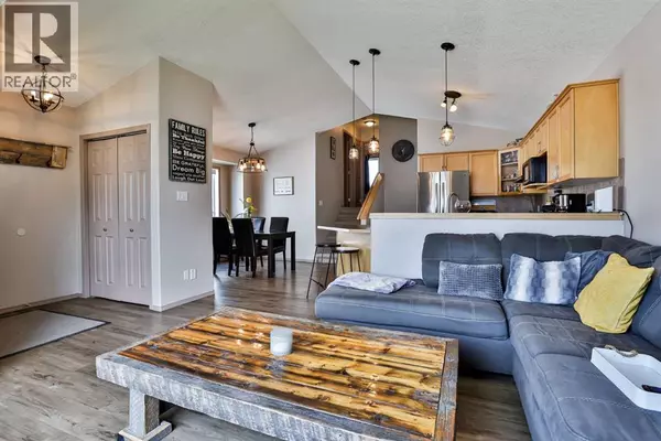 Lethbridge, AB T1K7P5,16 Blackfoot Court W