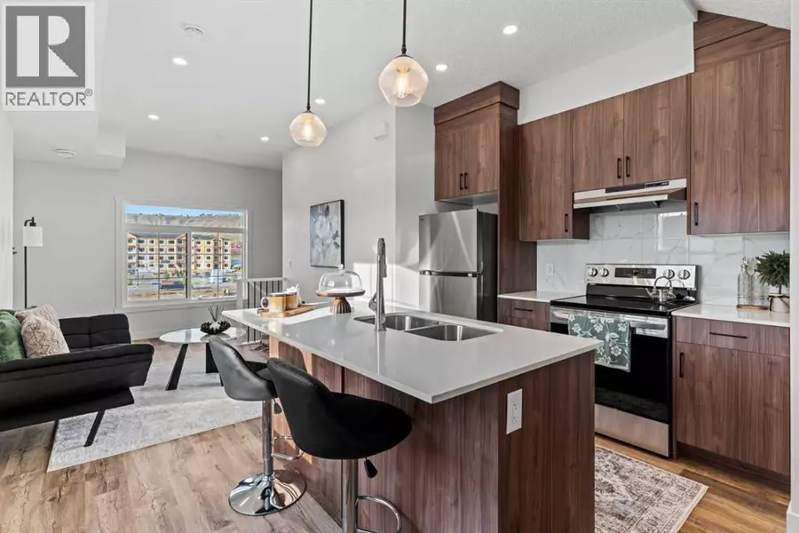 112, 156 Park Street, Cochrane, AB T4C2B8