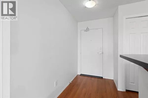 Airdrie, AB T4B0L5,2401, 700 Willowbrook Road NW