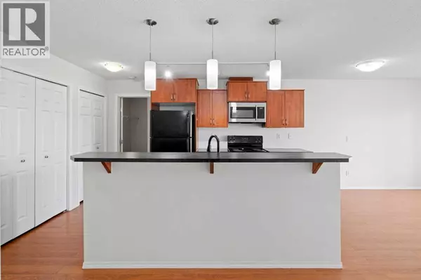 Airdrie, AB T4B0L5,2401, 700 Willowbrook Road NW