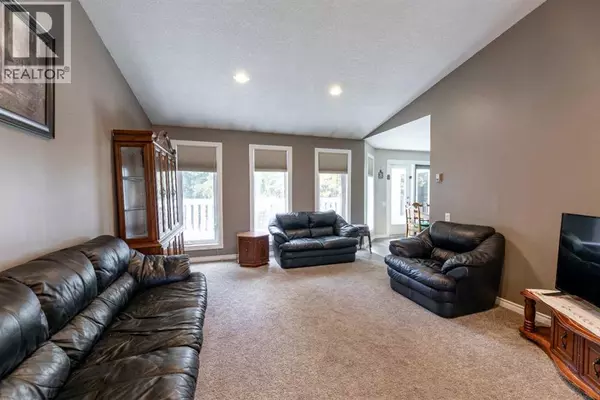 Hinton, AB T7V1L7,151 Rispler Way