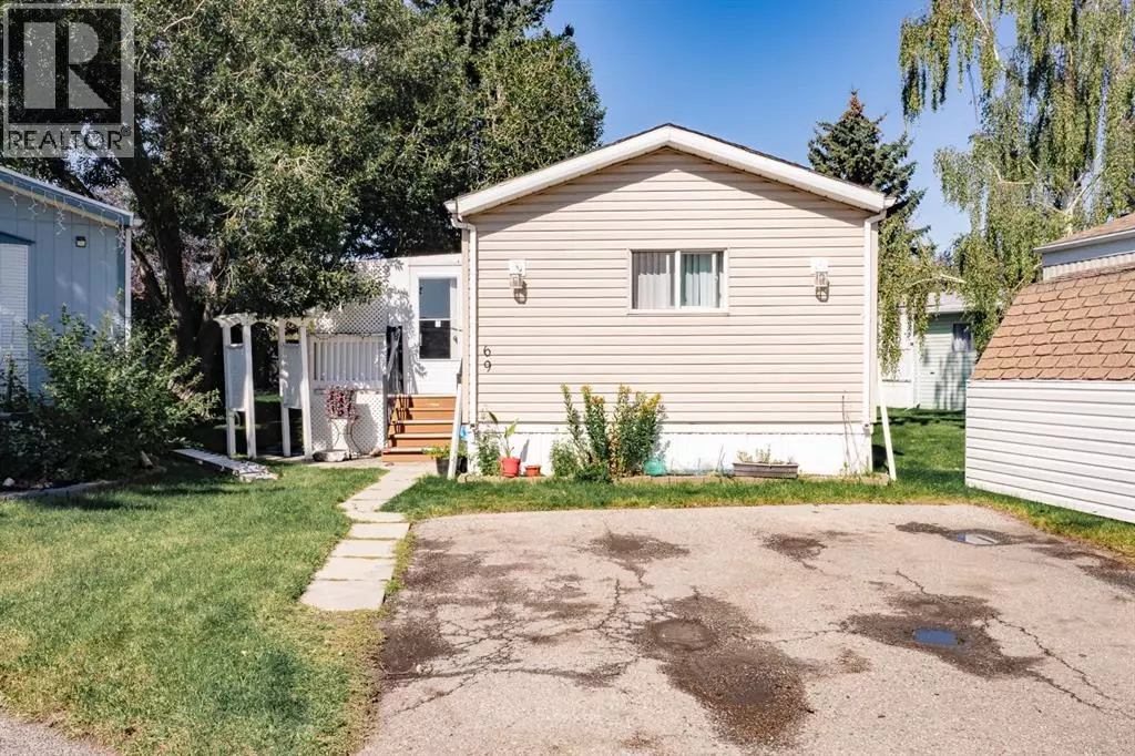 Calgary, AB T1Y6K5,69 Burroughs Place NE