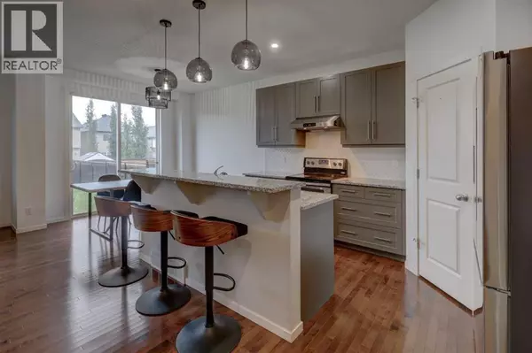 Calgary, AB T3R0V7,20 Nolancrest Green NW