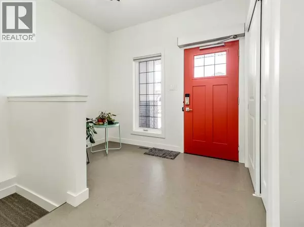 Lethbridge, AB T1K5S2,108 Gateway Mews  S