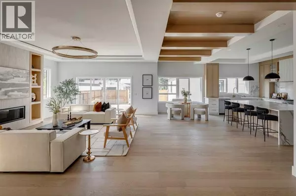 Calgary, AB T3E5X2,3444 Lane Crescent SW