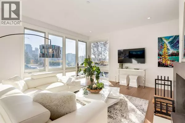 Calgary, AB T2M0A1,134 6 Avenue NW