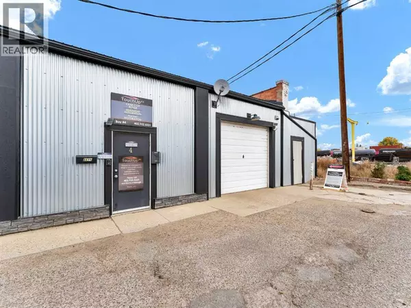 Medicine Hat, AB T1A2V8,677B South Railway Street SE