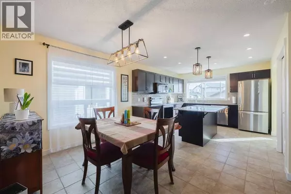 Airdrie, AB T4B0H7,47 Luxstone Point SW