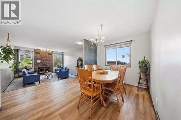 Red Deer, AB T4P1Z5,55 Nyman Crescent