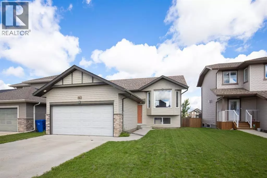 Red Deer, AB T4R0J3,130 Larsen Crescent