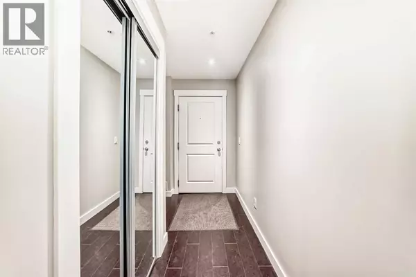 Calgary, AB T3M2L6,2103, 11 MAHOGANY Row SE