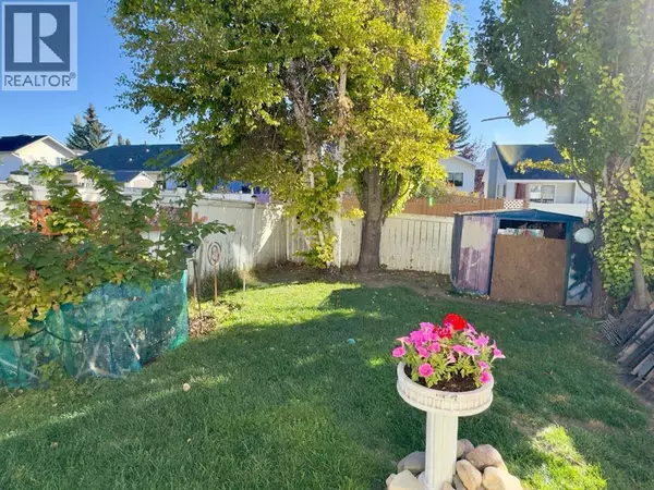 Calgary, AB T3K4A6,129 Coventry Place NE