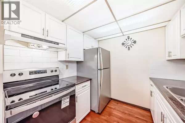 Calgary, AB T2A5Z8,93, 6100 4 Avenue NE