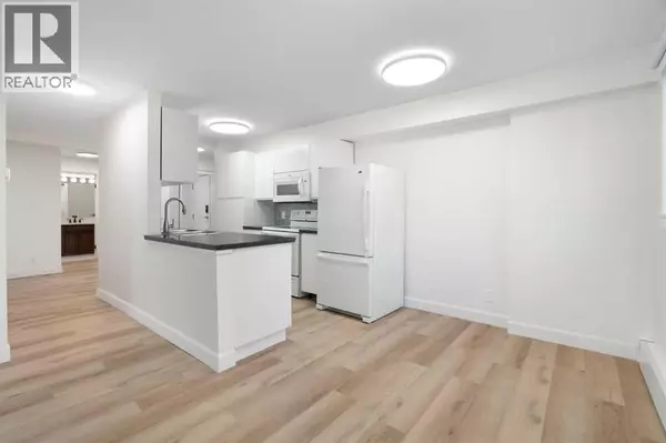 Calgary, AB T2T3T2,201, 2221 14 Street SW