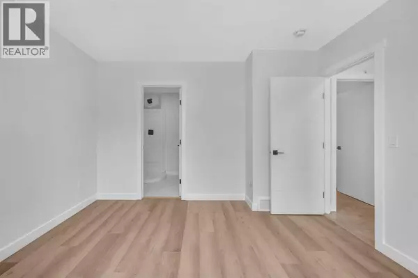 Calgary, AB T3J5N8,8810 48 Street NE