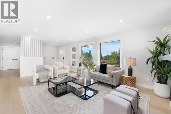 Calgary, AB T2W2A3,328 Cantrell Place SW