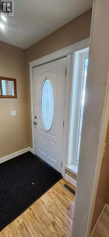 Didsbury, AB T0M0W0,1506 Walter Place