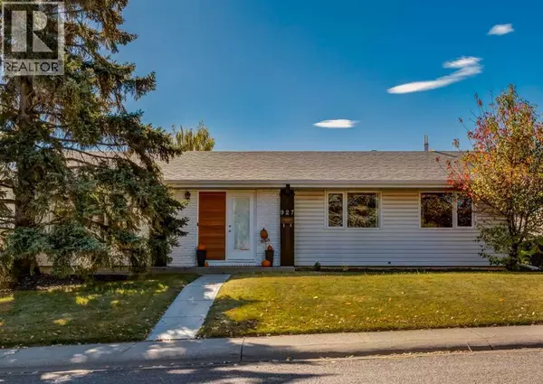 927 124 Avenue SW, Calgary, AB T2W1T2