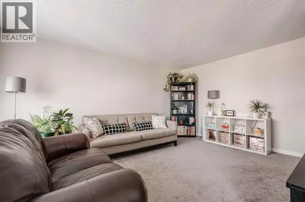 Calgary, AB T2E0J3,403, 310 4 Avenue NE
