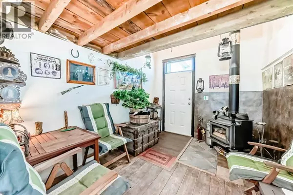 Calgary, AB T3B5N9,367, 3223 83 Street NW