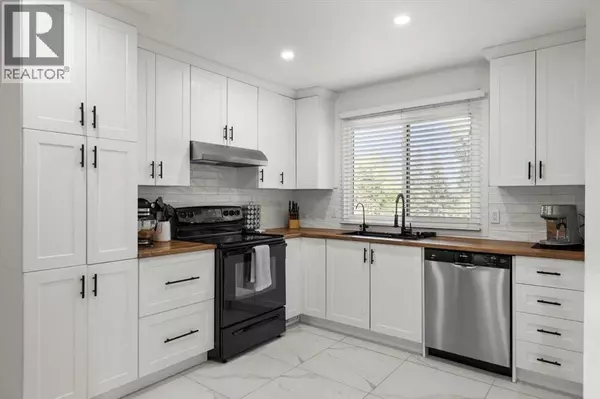 Calgary, AB T3B1G6,5231 Sheldon Place NW
