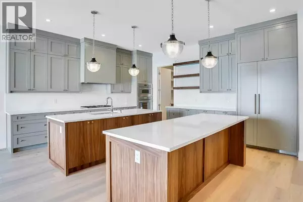 Calgary, AB T3J1E8,435 Patterson Boulevard SW