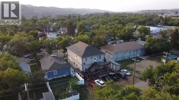 333 2 Street E, Drumheller, AB T0J0Y4