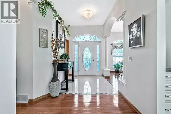 Calgary, AB T2W3B3,12898 Candle Crescent SW