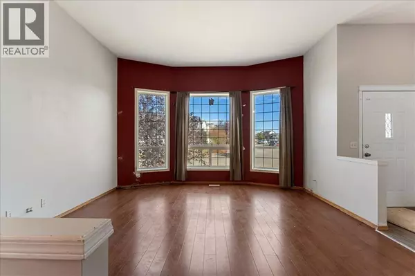 Calgary, AB T3J4A2,29 Martinvalley Place NE