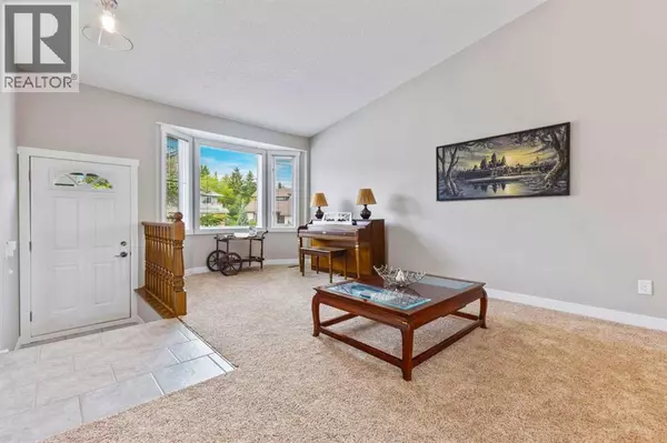 Calgary, AB T3A4B4,111 Edgebyne Crescent NW