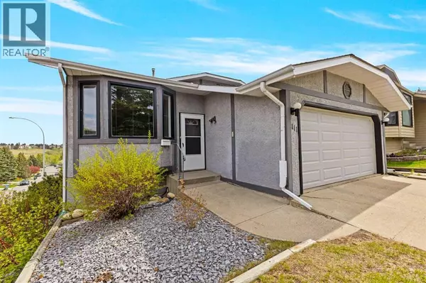 Calgary, AB T3A4B4,111 Edgebyne Crescent NW