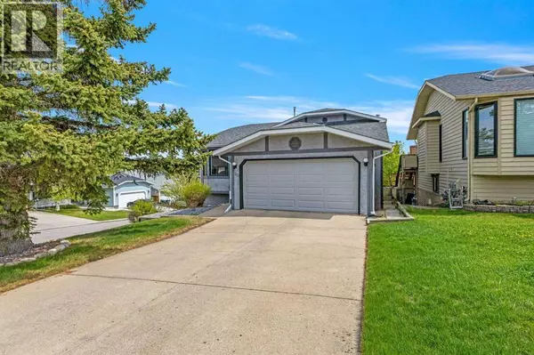 Calgary, AB T3A4B4,111 Edgebyne Crescent NW