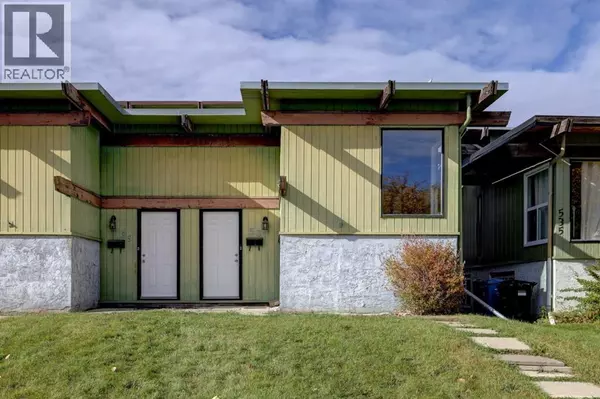 Calgary, AB T2W1Y7,531 Sabrina Road SW