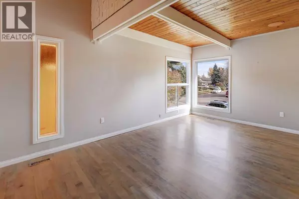 Calgary, AB T2W1Y7,531 Sabrina Road SW