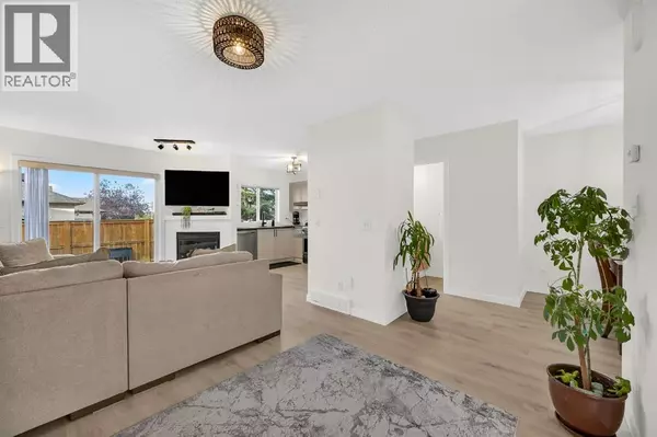 Chestermere, AB T1X1N1,104 Stonemere Place