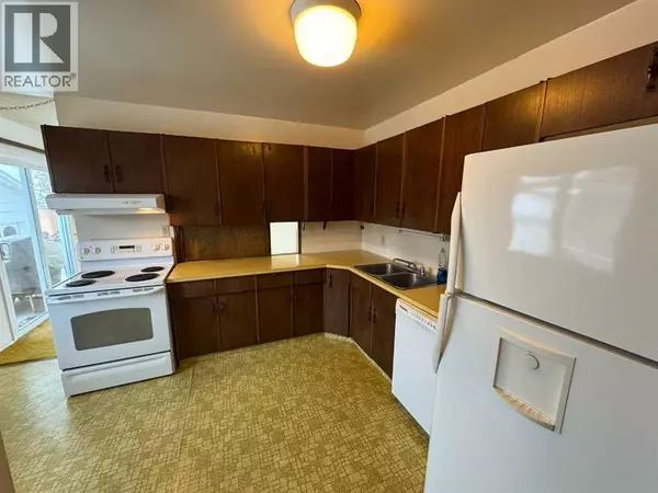 Peace River, AB T8S1E8,8005 94 Street