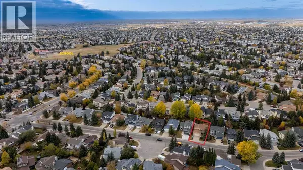 Calgary, AB T3G2X3,47 Hawkstone Drive NW