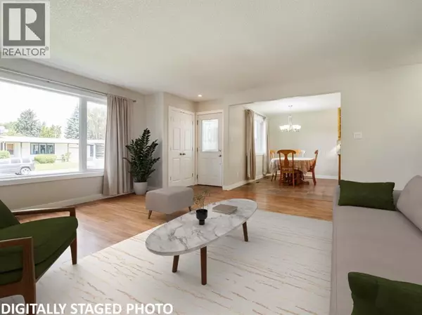 Lethbridge, AB T1J3Y1,310 Normandy Road S