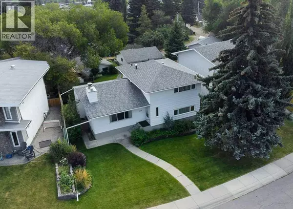 4808 Nordegg Crescent NW, Calgary, AB T2K2M5