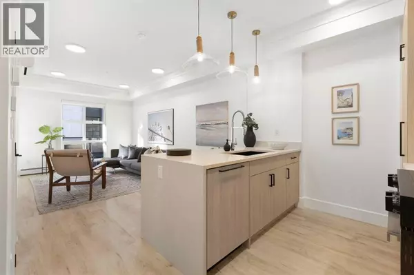 Calgary, AB T3B6P8,1204, 4270 Norford Avenue NW