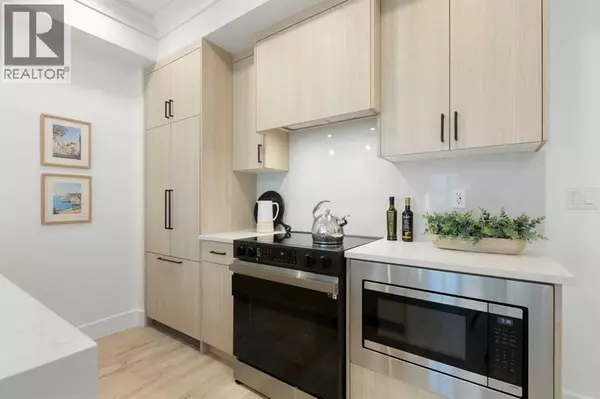 Calgary, AB T3B6P8,1204, 4270 Norford Avenue NW